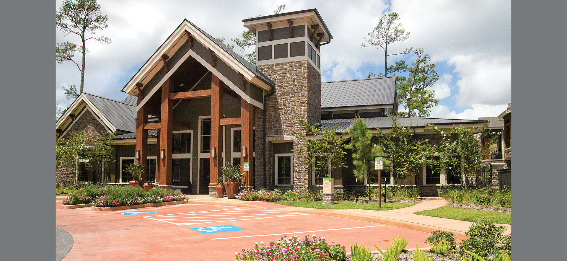 The Woodlands Lodge